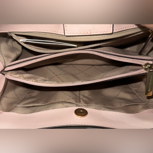 Michael Kors Sofia large East-West satchel, blush/blossom pink saffiano leather - Picture 8 of 14